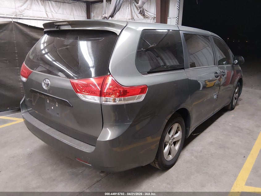 2013 Toyota Sienna L V6 7 Passenger