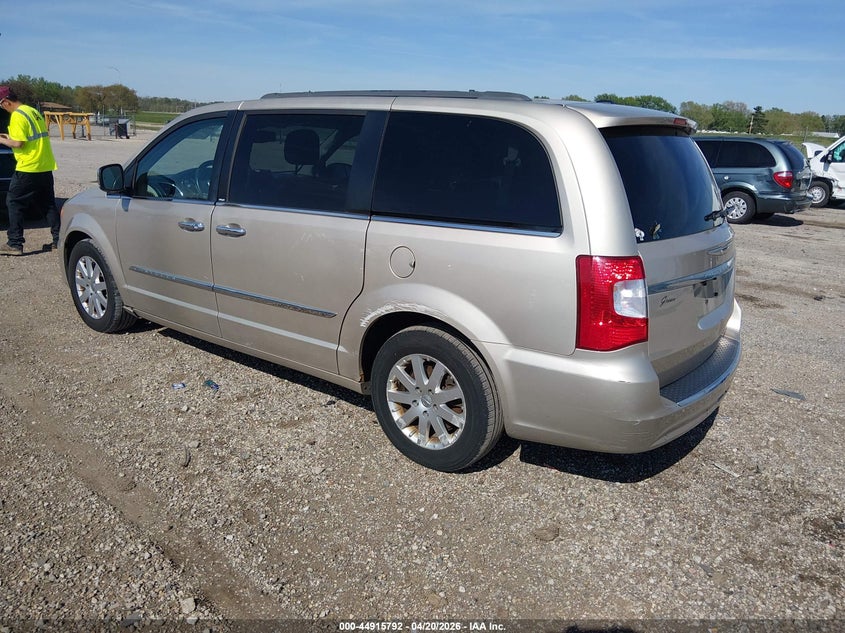 Vin: 2c4rc1cg2dr652109, lot: 45413171, chrysler town & country touring-l 20133