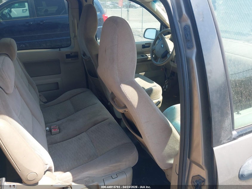 2004 FORD FREESTAR auction photo 8