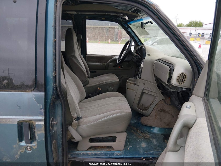 2000 Chevrolet Astro