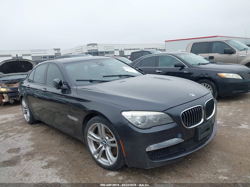 2013 BMW 750I