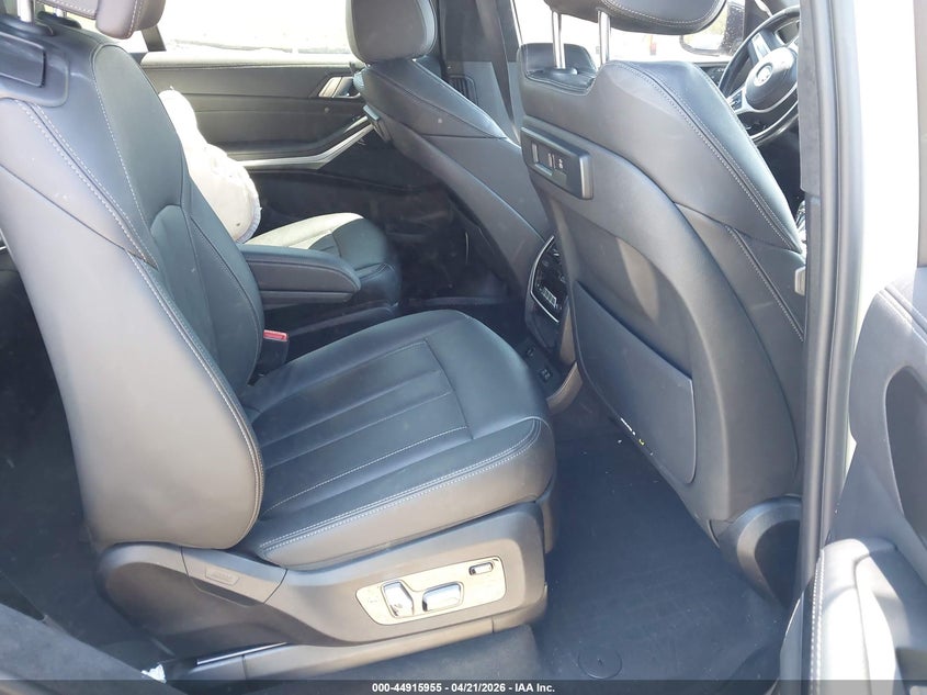 2022 BMW X7 xDrive40I VIN: 5UXCW2C07N9J89010 Lot: 44915955