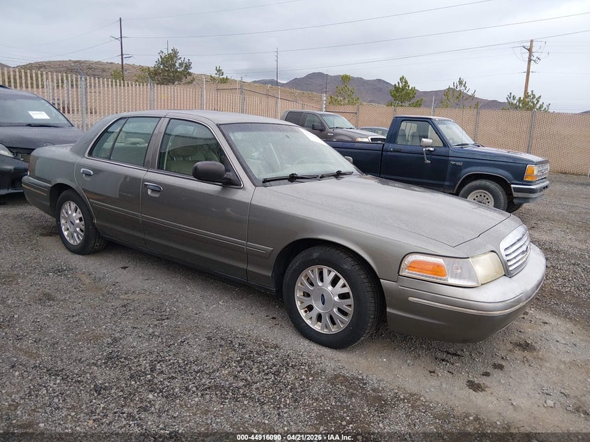 2004 Ford Crown Victoria Lx