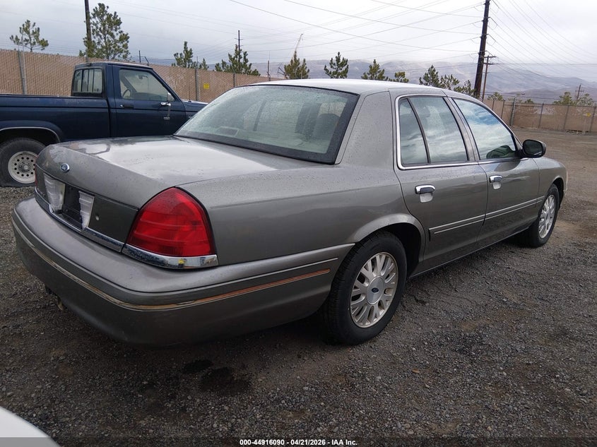 2004 Ford Crown Victoria Lx