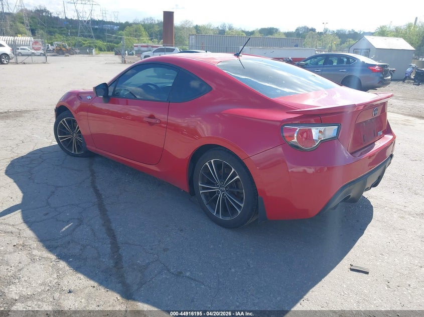 Vin: jf1znaa13d2700536, lot: 45413574, scion fr-s 20133