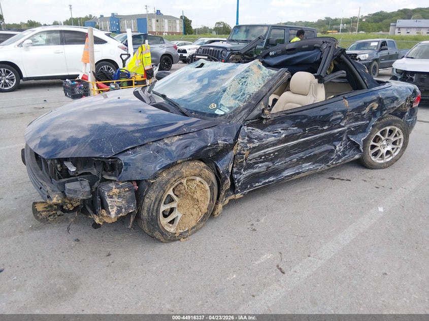 2001 Chrysler Sebring Limited 1C3EL65U11N653313 photo 1