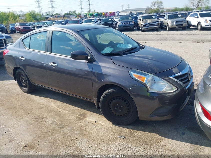 2015 Nissan Versa 1.6 Sv