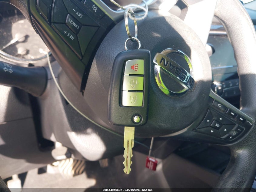 VIN 5N1AT2MT9KC784431 2019 NISSAN ROGUE S