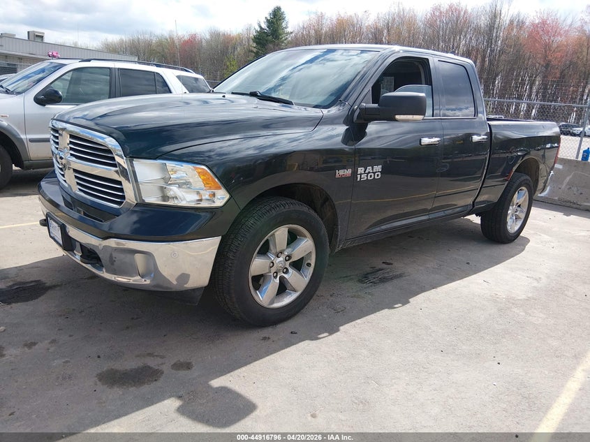 Vin: 1c6rr7gt5fs767045, lot: 45414175, ram 1500 big horn 20152