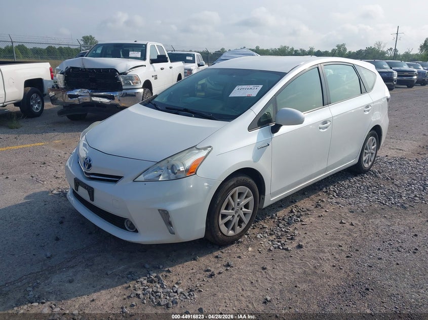 Vin: jtdzn3eu2e3302417, lot: 45414202, toyota prius v two 20142