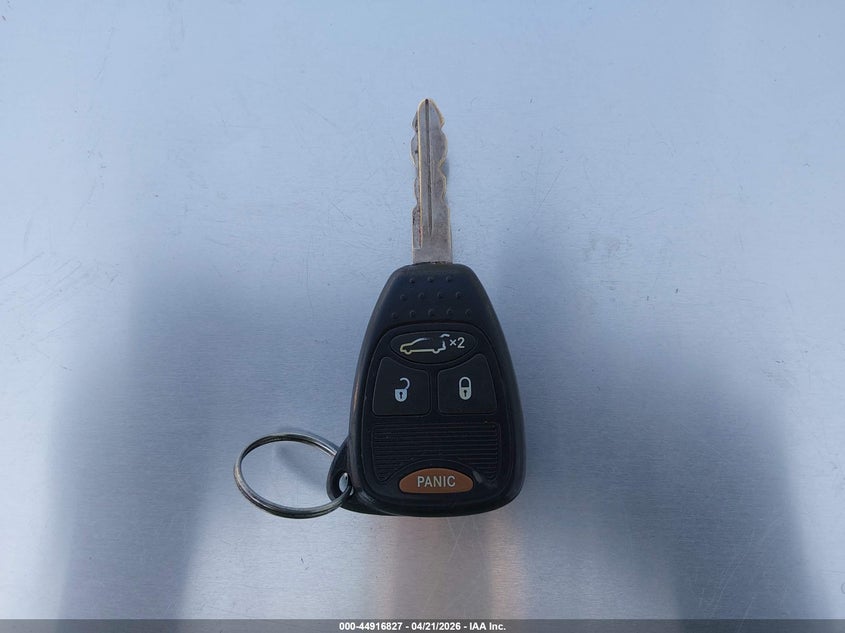 2010 Chrysler Sebring Limited VIN: 1C3CC5FB1AN204728 Lot: 44916827