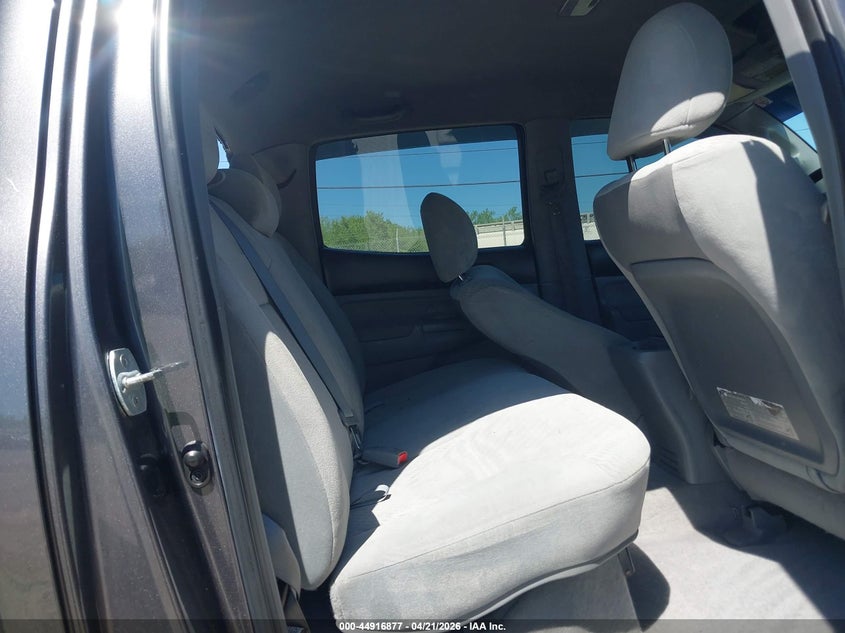 TOYOTA TACOMA 2011 VIN 5TFLU4EN7BX021967