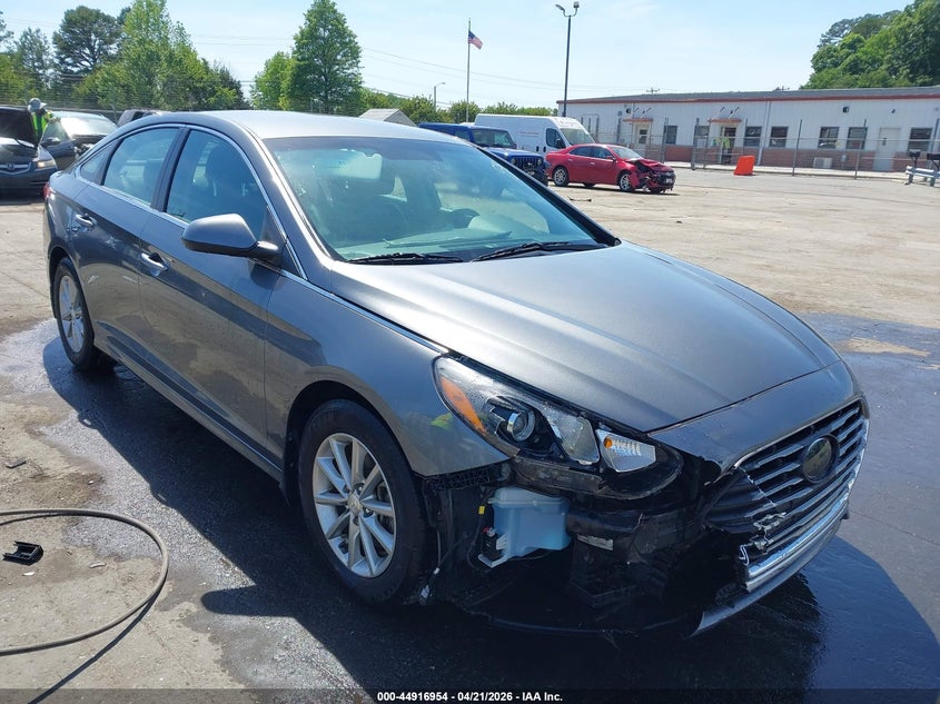 2019 HYUNDAI SONATA SE