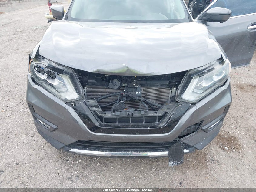 VIN 5N1AT2MT5HC871932 2017 NISSAN ROGUE SL