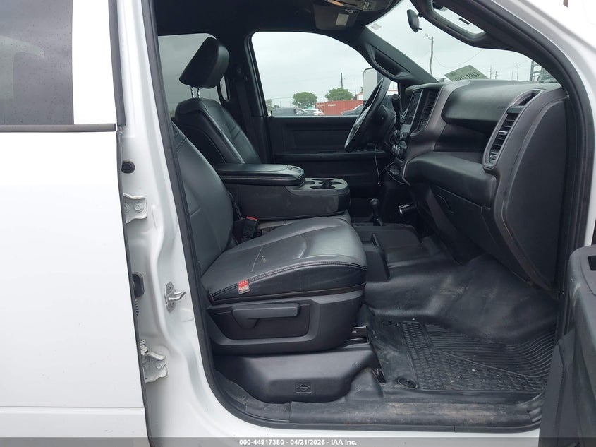 2022 Ram 2500 Tradesman 4X4 8' Box