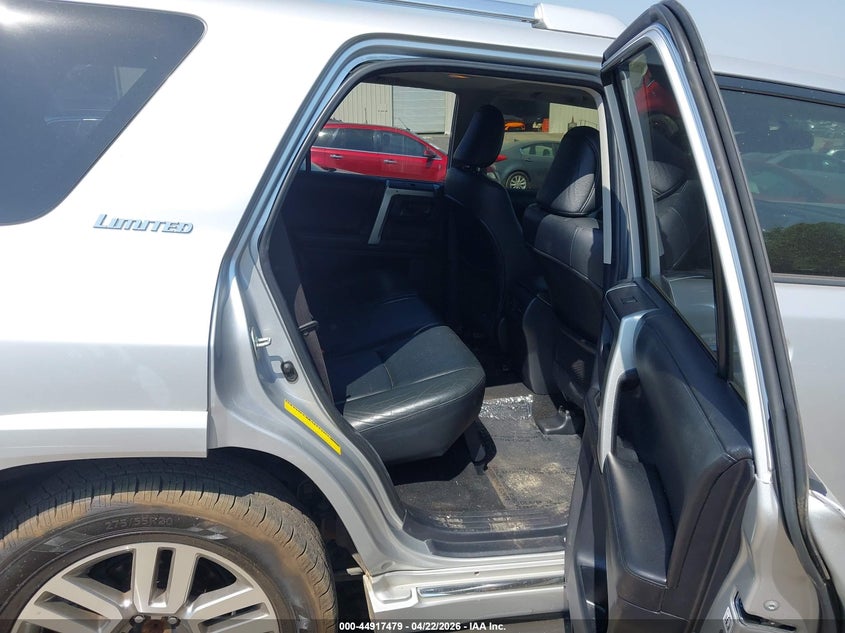 2013 TOYOTA 4RUNNER auction photo 8