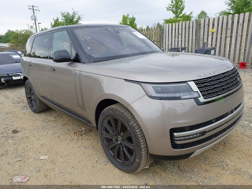 2023 LAND ROVER RANGE ROVER P400 SE