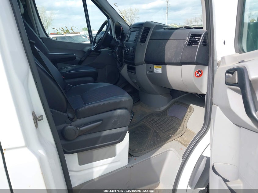2014 Mercedes-Benz Sprinter 2500 Normal Roof