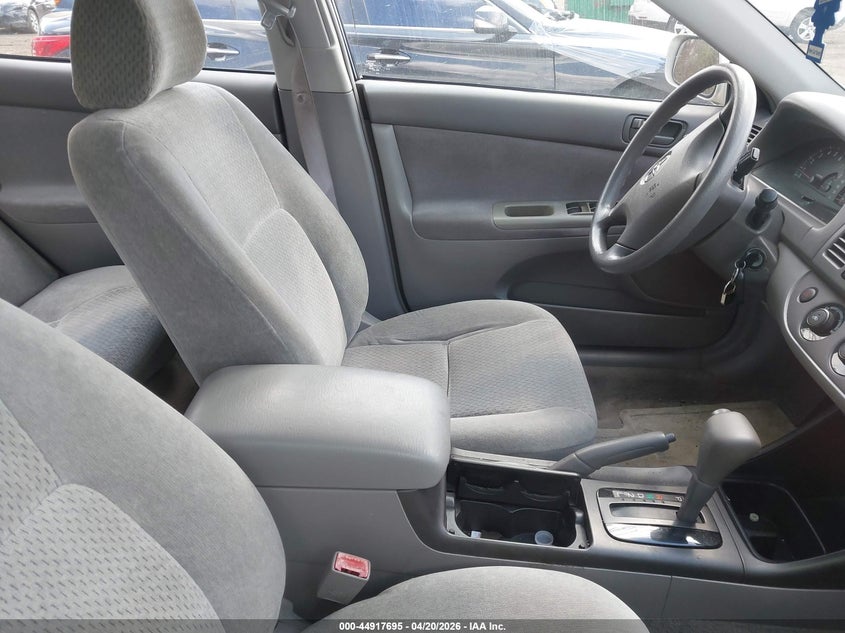 2003 Toyota Camry Le V6