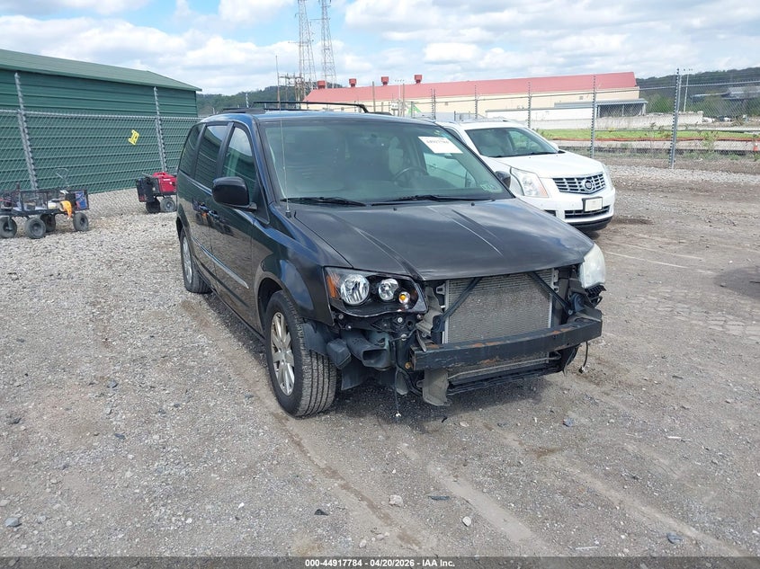 2014 Chrysler Town & Country Touring