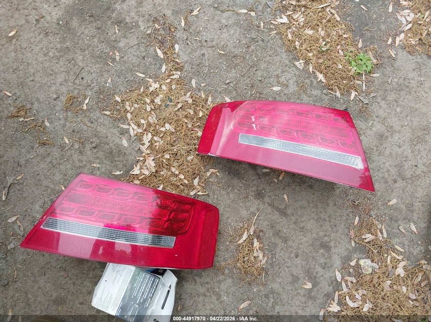 2011 Audi A5 2.0T Premium VIN: WAULFAFR6BA030492 Lot: 44917970