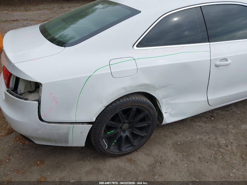 2011 Audi A5 2.0T Premium VIN: WAULFAFR6BA030492 Lot: 44917970