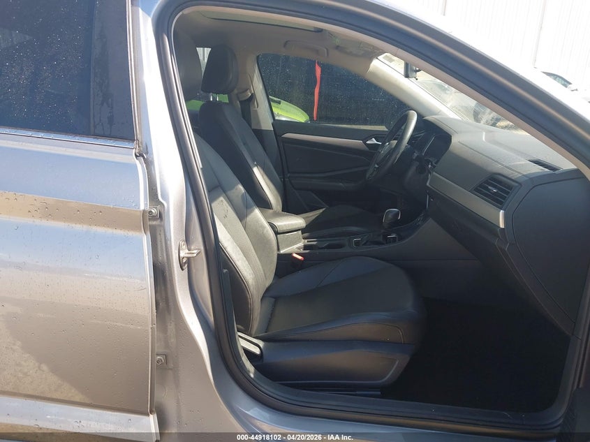 2020 VOLKSWAGEN JETTA 1.4T R-LINE/1.4T S/1.4T SE — Photo 5