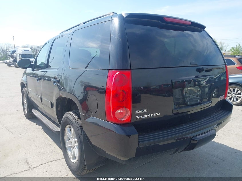2011 GMC Yukon Sle