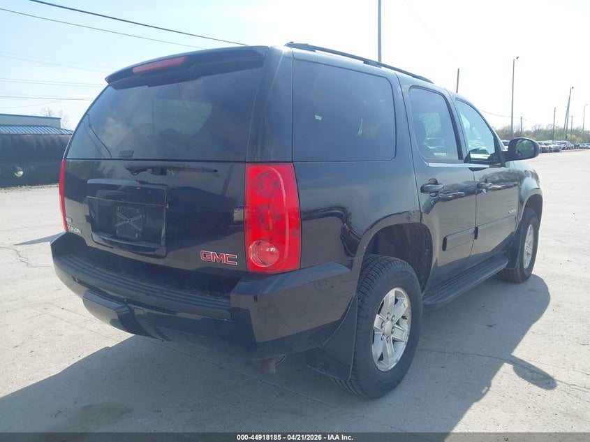 2011 GMC Yukon Sle