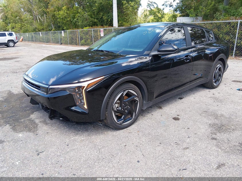 Vin: 3kpfu4de5se150370, lot: 45415799, kia k4 ex 20252