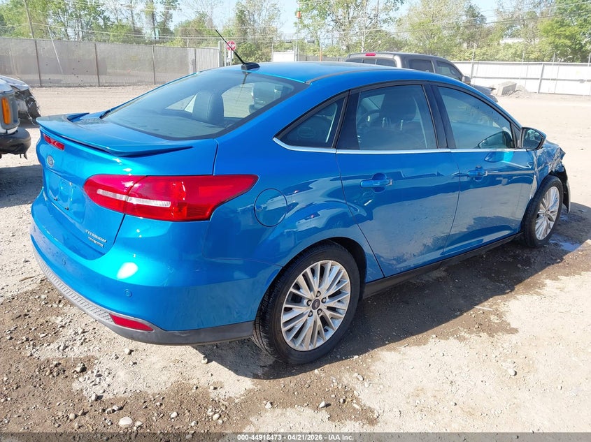 Vin: 1fadp3j2xfl374157, lot: 45415852, ford focus titanium 20154