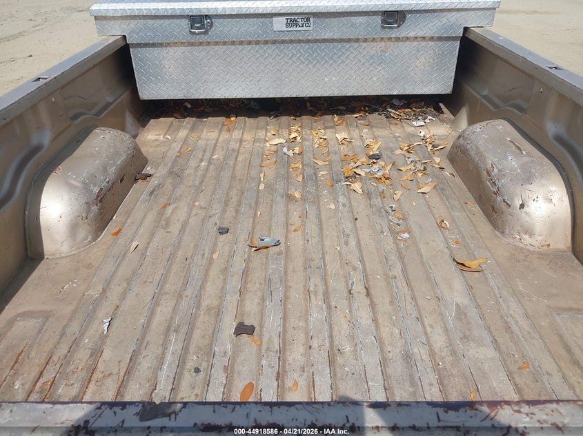 Lot image 8