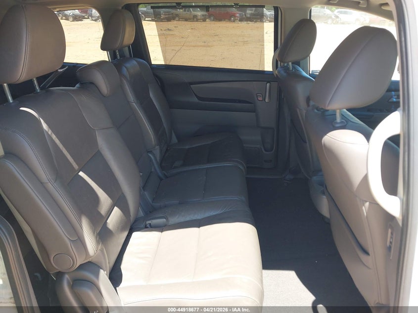 2012 Honda Odyssey 3.5 Touring/Touring Elite white Lot 111044918677 Vin 5FNRL5H92CB057434