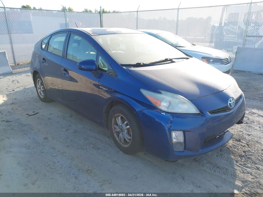 2010 TOYOTA PRIUS III