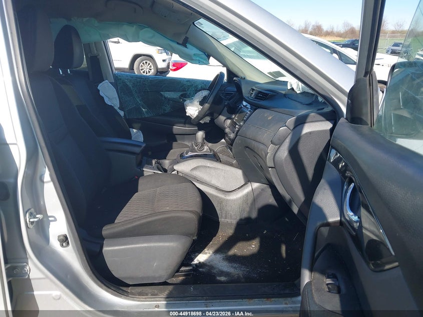 2018 NISSAN ROGUE auction photo 5