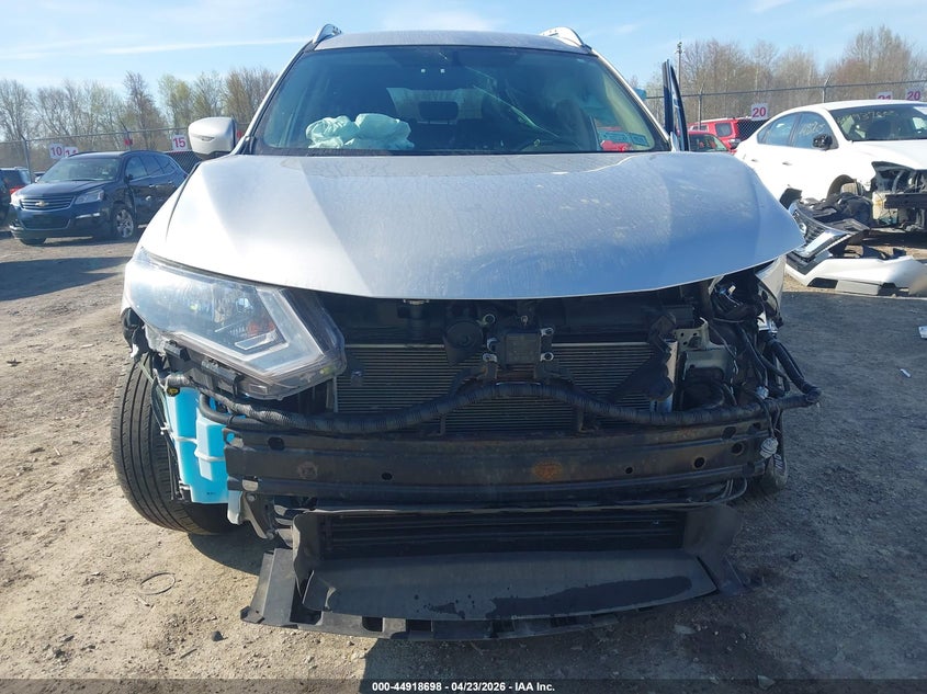 2018 NISSAN ROGUE auction photo 6