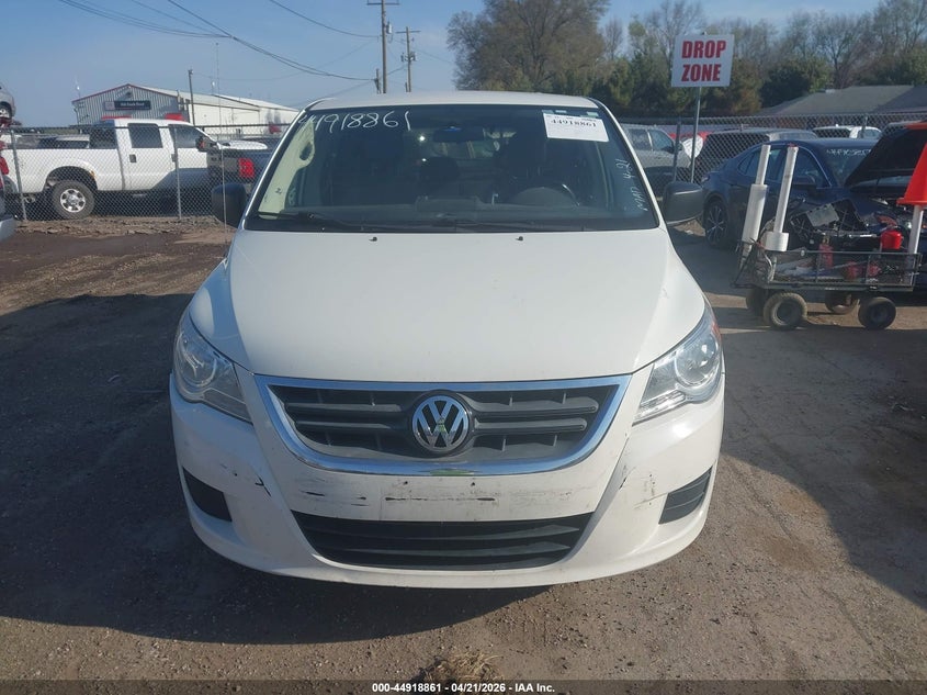 2010 Volkswagen Routan S VIN: 2V4RW4D14AR163652 Lot: 44918861