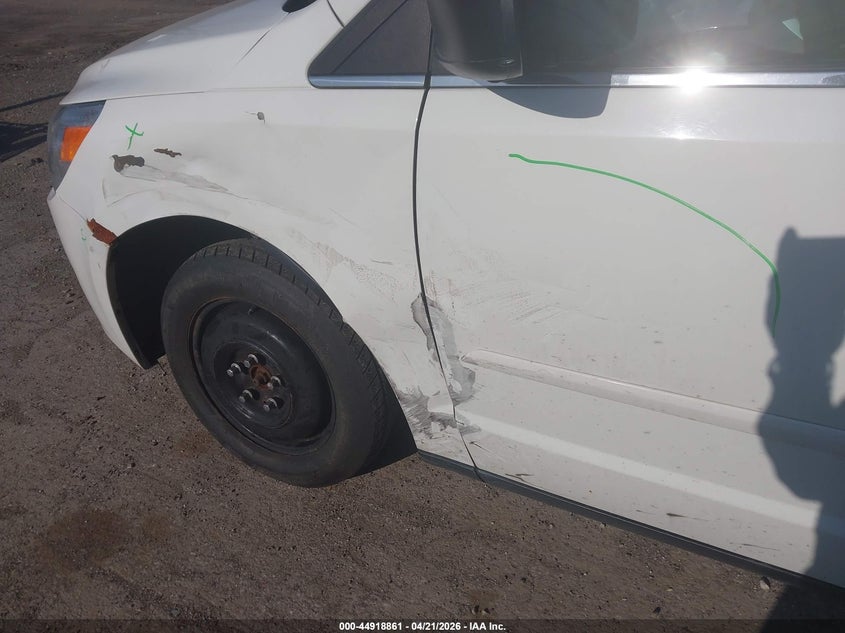 2010 Volkswagen Routan S VIN: 2V4RW4D14AR163652 Lot: 44918861