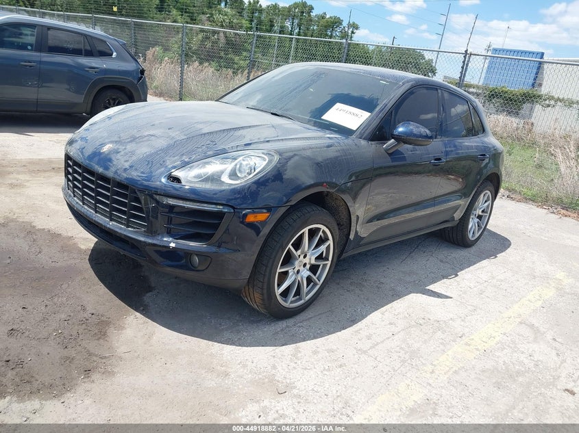 Vin: wp1aa2a54hlb04328, lot: 45416261, porsche macan 20172