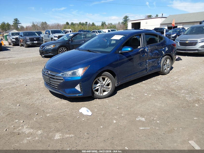2020 HYUNDAI ELANTRA auction photo 2