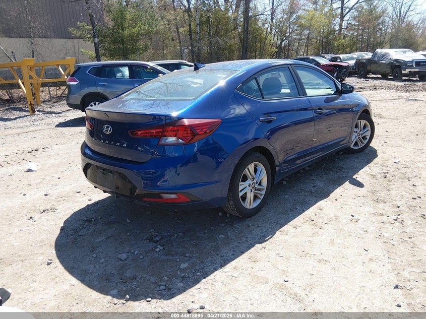 2020 HYUNDAI ELANTRA auction photo 4