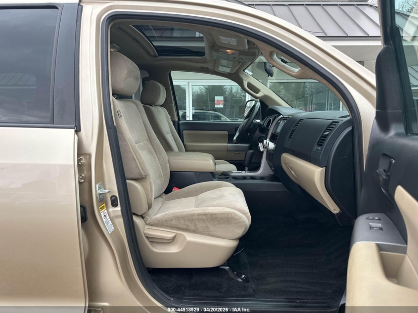 2014 Toyota Sequoia Sr5 5.7L V8