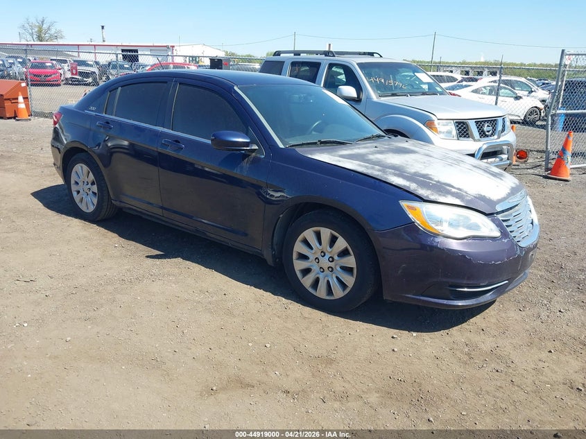 2013 Chrysler 200 Lx