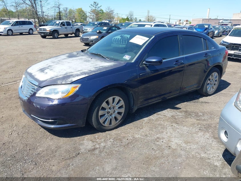 2013 Chrysler 200 Lx