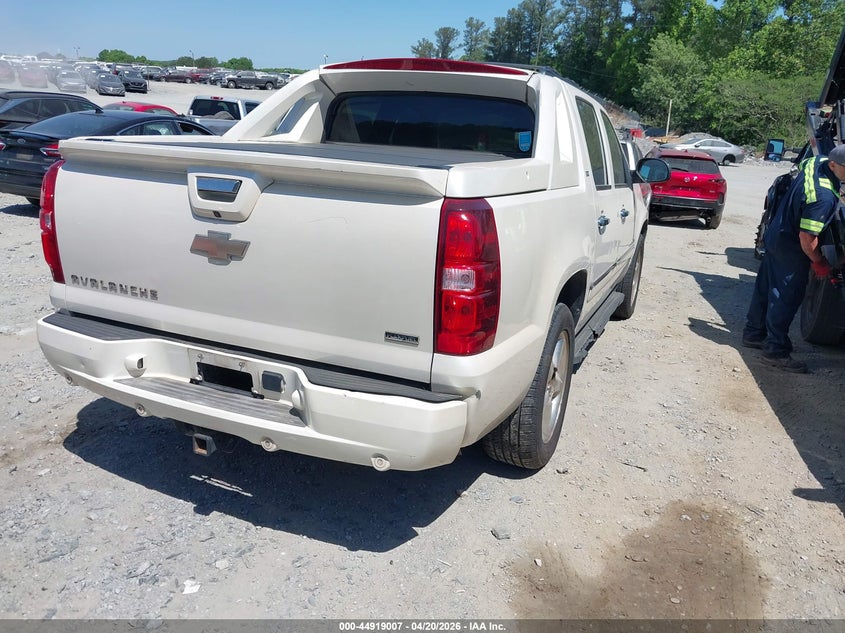 2011 Chevrolet Avalanche 1500 Ltz