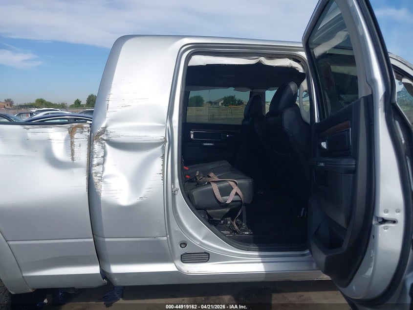 2016 RAM 2500 LARAMIE · Фото 8
