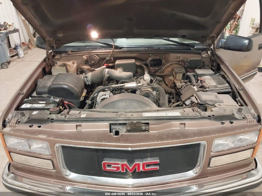 1996 GMC Sierra K1500 VIN: 2GTEK19R5T1506617 Lot: 44919259