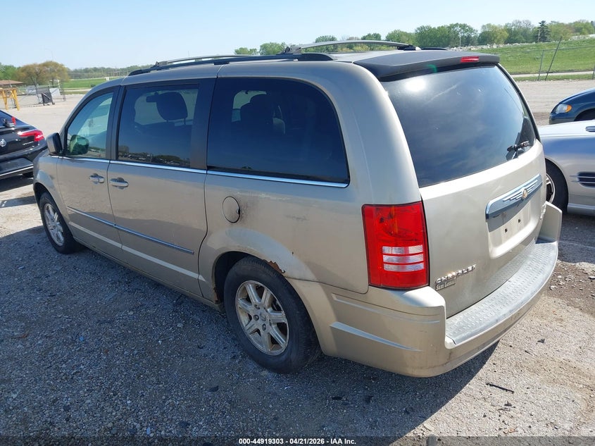 2009 Chrysler Town & Country Touring