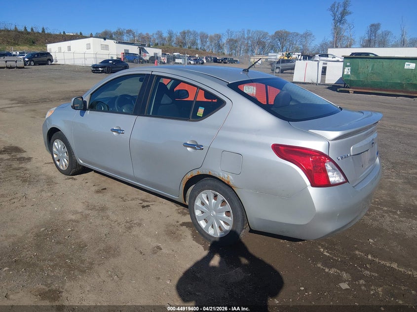 2013 Nissan Versa 1.6 Sv