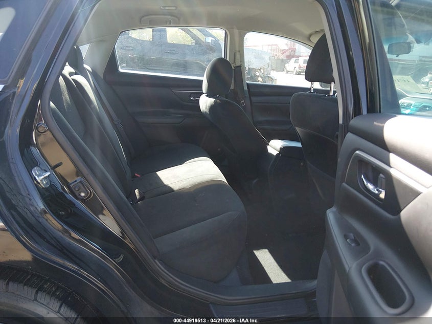 NISSAN ALTIMA 2015 VIN 1N4AL3AP3FN397570